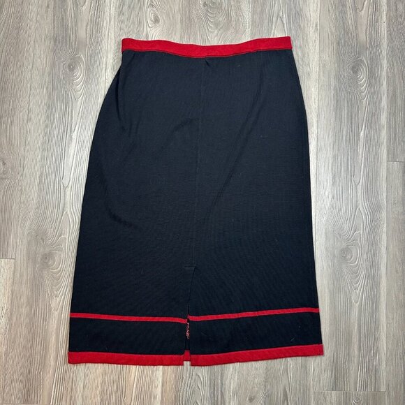 Alfred Dunner Black Knit Skirt with Red Floral Hem Size XL - Picture 6 of 7